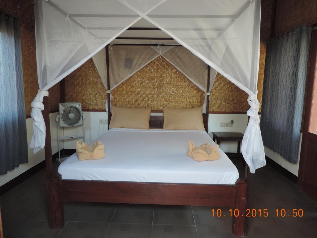 Yaya Bungalows Blue Coral Gili Meno Pokój zdjęcie