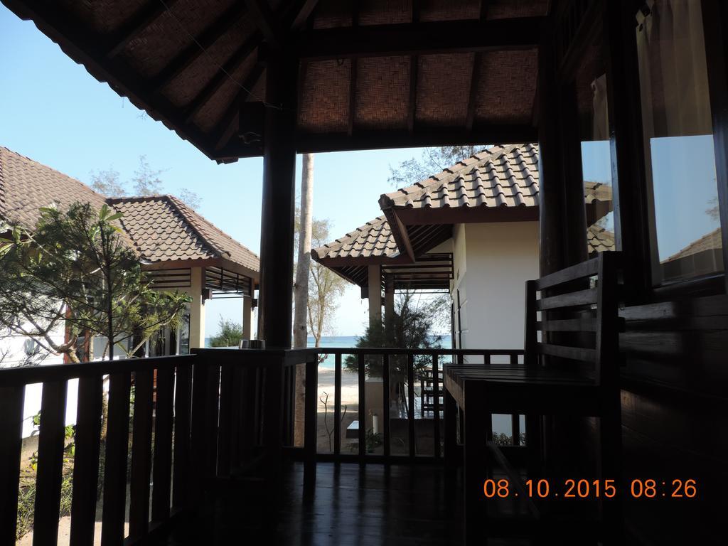 Yaya Bungalows Blue Coral Gili Meno Pokój zdjęcie