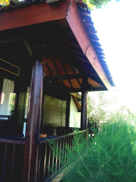 Yaya Bungalows Blue Coral Gili Meno Zewnętrze zdjęcie