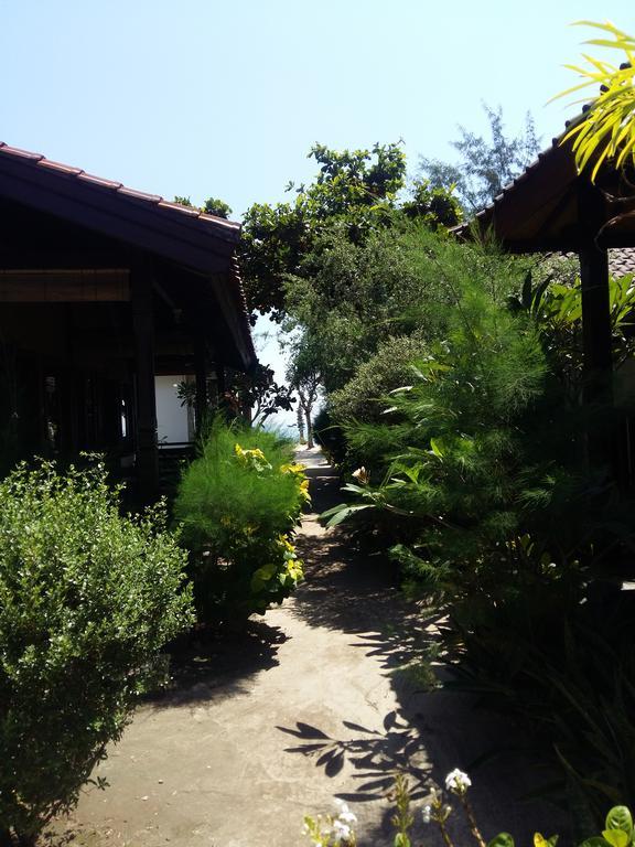 Yaya Bungalows Blue Coral Gili Meno Zewnętrze zdjęcie