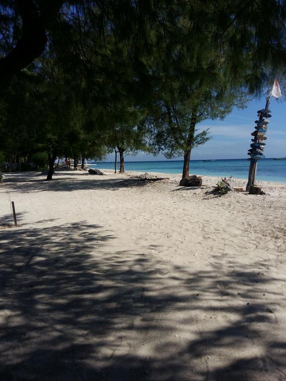 Yaya Bungalows Blue Coral Gili Meno Zewnętrze zdjęcie